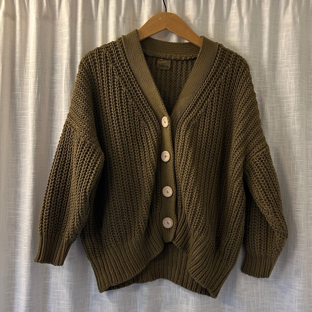 Babaa no 18 Cardigan in Irish Moss